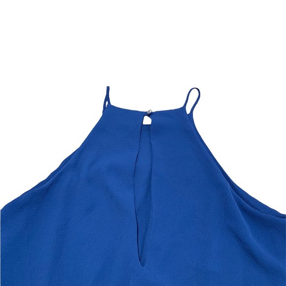 ✨ Blue Sleeveless Romper with Flowy Top and Pocket - Picture 4 of 8